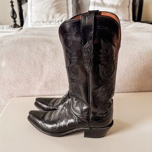 1883 LUCCHESE COWGIRL
BOOTS 6.5